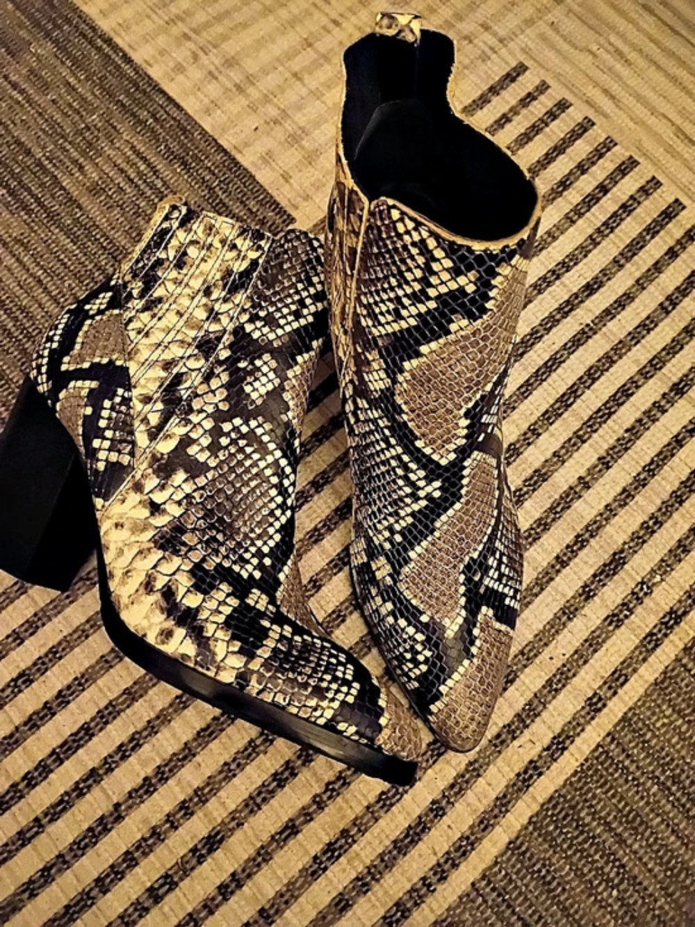 Marc Fisher Women's Snake Print Heeled Ankle Boots Like New Size 8